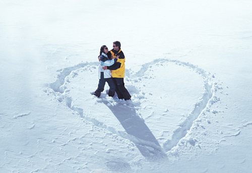 Manali Volvo Honeymoon Tour Packages From Delhi