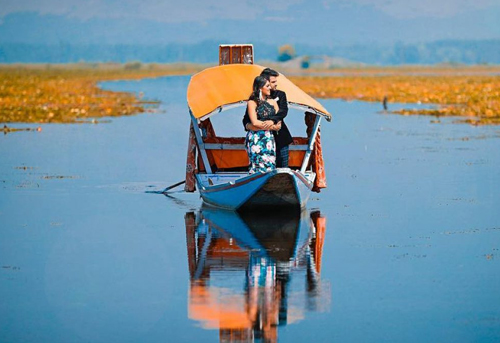 Kashmir Tour Packages From Delhi | Kashmir Trip Packages From Srinagar